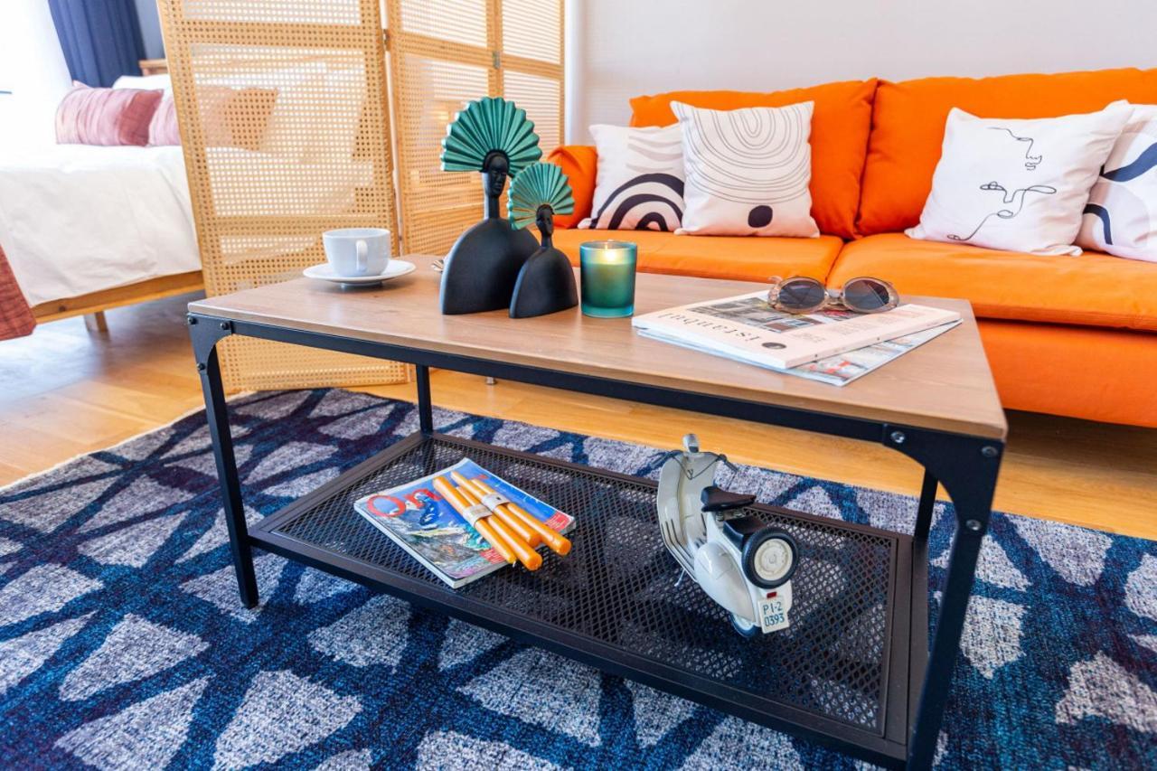 Studio Flat With Panoramic City View In Atasehir İstanbul